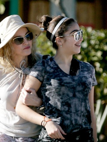 Мадона и Лурдес; Снимка: Getty Images