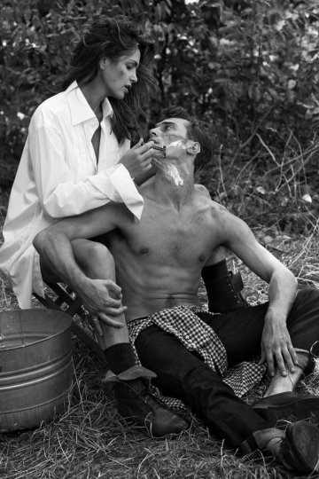 Снимка; V Magazine