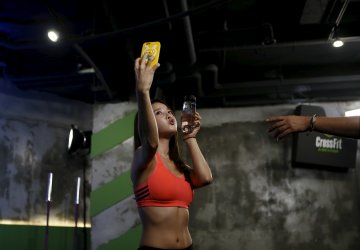 Снимки: Reuters