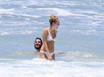 Снимки: Splash