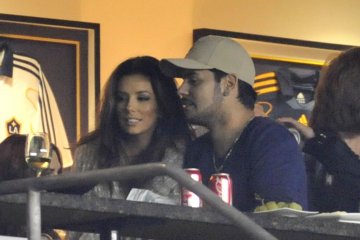 Влюбената Ева и половинката и Едуардо, Снимка: Getty Images