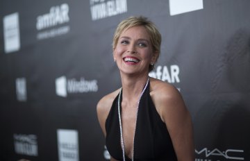 Снимки: Reuters