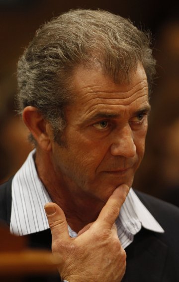 Мел Гибсън пак продава