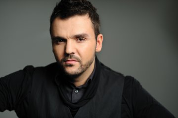 14 часа любов в Сити Център София