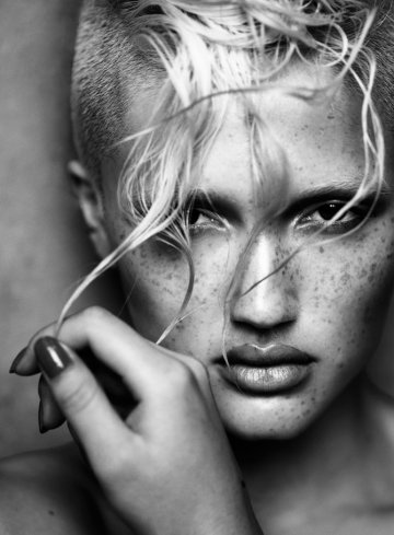 Снимка: Luna Models