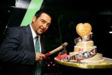 Устата направи благотворителен рожден ден