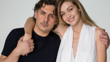 Снимка: Stuart Weitzman