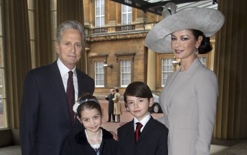 Катрин, Майкъл и децата им; Снимка: Reuters