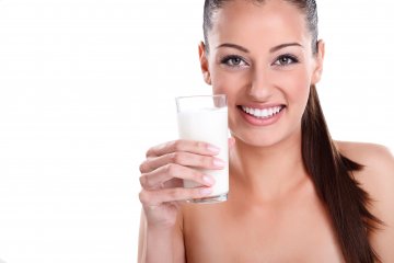 Внимавайте с млякото, ако искате хубава кожа; Снимка: Dreamstime