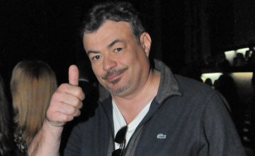 Иван Ласкин отново приет в болница, борят се за живота му?