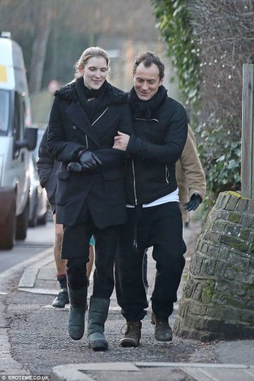 Снимка: Eroteme, co.uk, Daily Mail