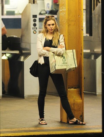 Елизабет Олсън; Снимка: splashnews.com