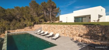 Снимка: Bonder & Co