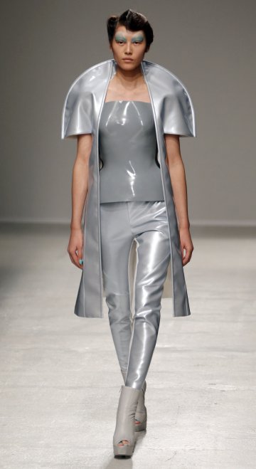 Gareth Pugh SS 2014 Снимка: Reuters