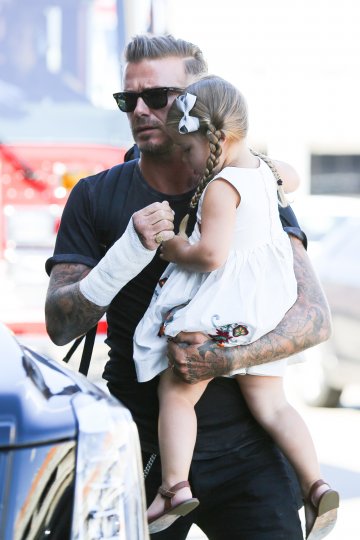 Дейвид Бекъм и Харпър; Снимка: Splash News