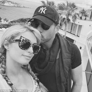 Снимка; Instagram