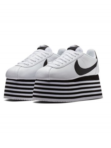 Снимка: Comme des Garçons