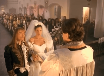 Снимка: кадър от "November Rain" на Guns N' Roses 