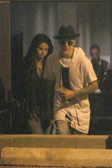 Селена и Джъстин; Снимка: Splash News