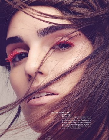 Снимка: Eyeshadow Lipstick