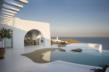 Снимка: Mina Two