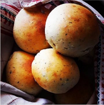 Снимка: Cloves and vanilla