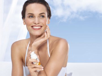 Нова защита срещу фотостареенето на всички най-уязвими части на тялото