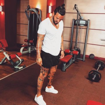 Благой поддържа форма във фитнеса. Снимка: Facebook