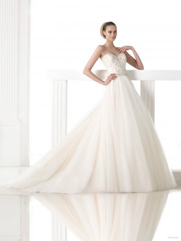 Снимка: Pronovias