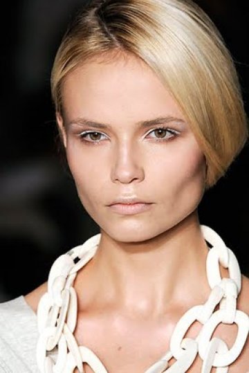 Наташа Поли. Снимка: Fashion