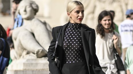 Модни съвети – как да превърнете обикновеното боди в елегантна дреха