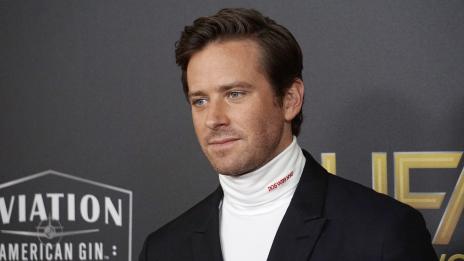 Арми Хамър – канибал? Бившата му съпруга Елизабет Чембърс – шокирана