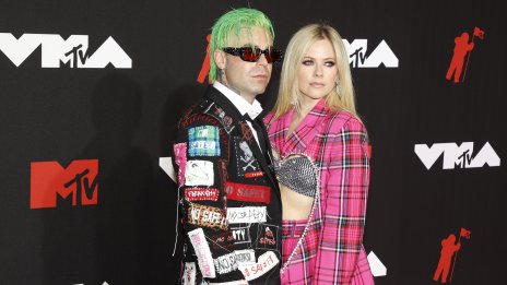 Аврил Лавин, честито!