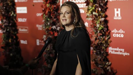 Животът на Дрю Баримор е изпълнен с домашни любимци, точно както й харесва