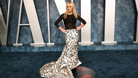 Краят на една ера – Донатела Версаче напуска Versace