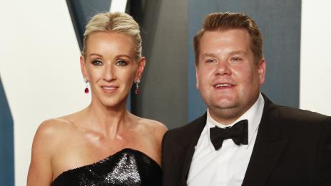 Джеймс Кордън засрамен от тялото си