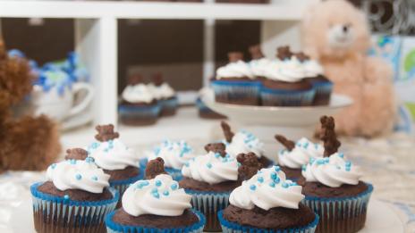 Джулиана Гани с прощъпалник за сина си