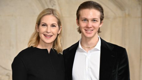 Кели Ръдърфорд за първи път със сина си след 2-милионна битка за попечителство