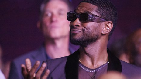 Ъшър стана доктор по музика