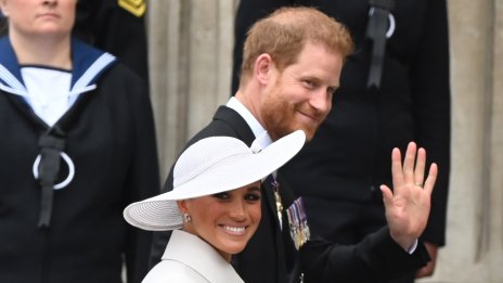 Елизабет Втора може да отнеме кралските титли на принц Хари и Меган Маркъл