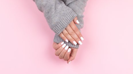Идеи за маникюр – квадратно-овалните нокти са новият хит