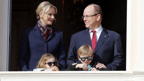 Принц Албер обясни защо принцеса Шарлийн не е в Монако