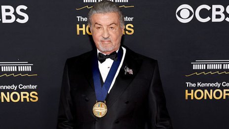 Силвестър Сталоун използва бастун публично за първи път