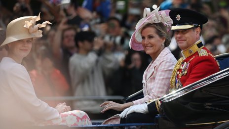 По примера на Кейт Мидълтън – принцеса Софи сложи стар костюм