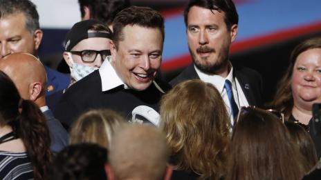 Илон Мъск показа новородения си син 