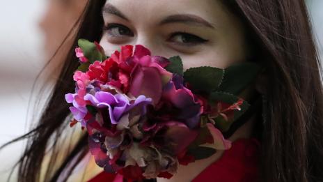 Коледа 2020: Каква предпазна маска да подарите на всяка зодия