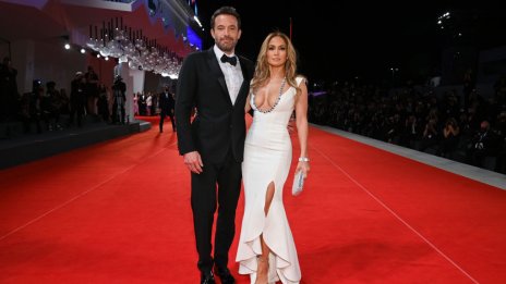 Бен Афлек и Дженифър Лопес: Стил и любов във Венеция