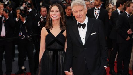 Харисън Форд и Калиста Флокхарт сияят от гордост на дипломирането на сина си 