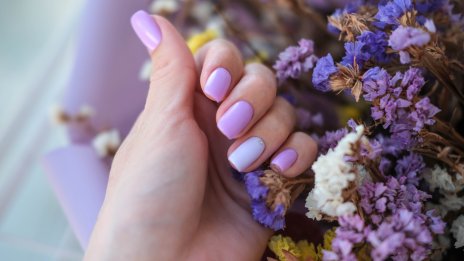 Естествени нокти – перфектният минималистичен маникюр