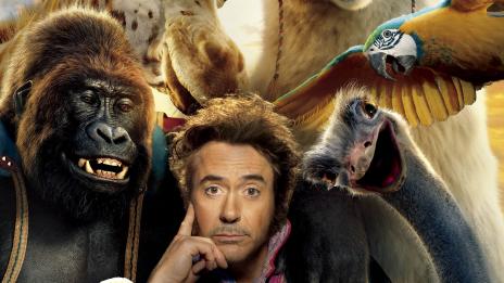 Робърт Дауни Джуниър спасява живота на кралицата в „Доктор Дулитъл“